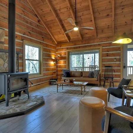 Hygge House - Tranquil Cabin In Blue Ridge